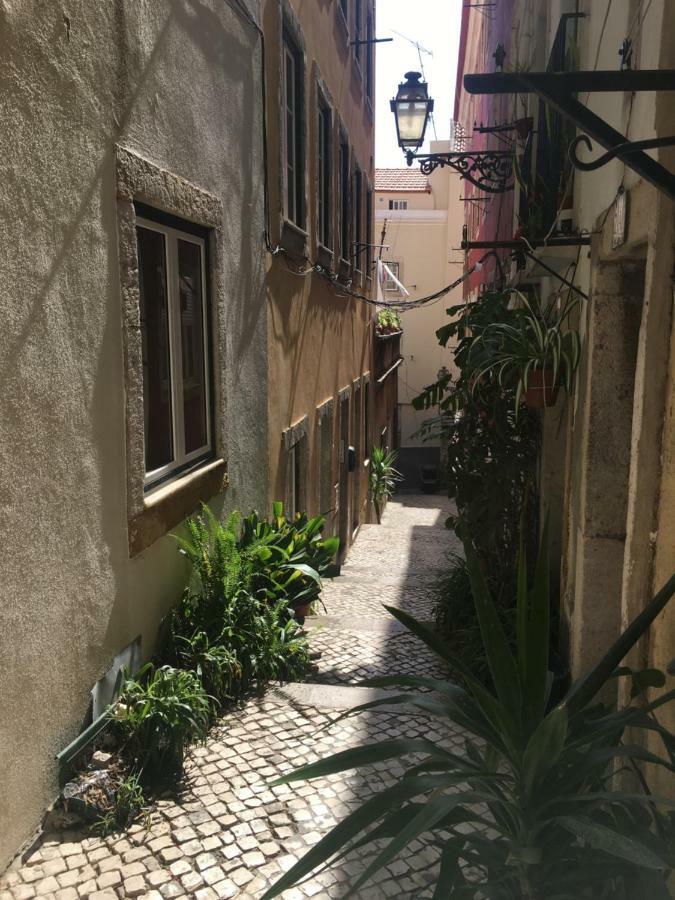 Casa Da Saudade, A Cozy Apartment In Alfama Лиссабон Экстерьер фото